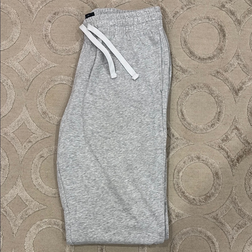 H&M Gray Sweatpants with Elastic Waistband